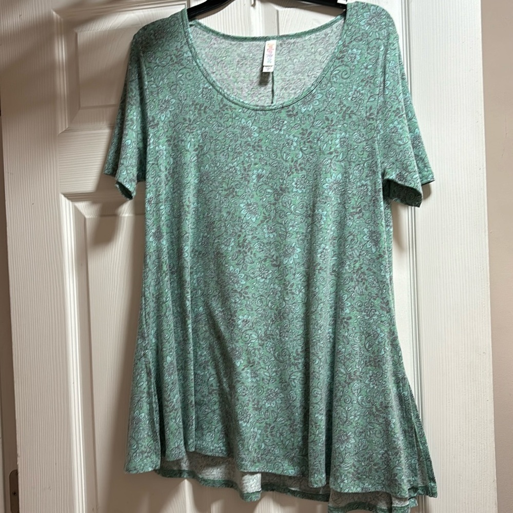 LuLaRoe tunic top size xs green with light blue flowers